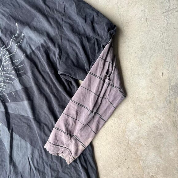 Most Guitar Skull Grunge Goth Y2k Long sleeve Tee Mens size XL - Picture 2 of 2